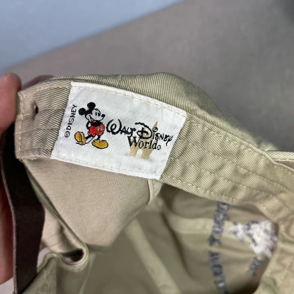 Disney Goofy Hat Walt Disney World Basketball OSFM Leather Strapback Vintage
